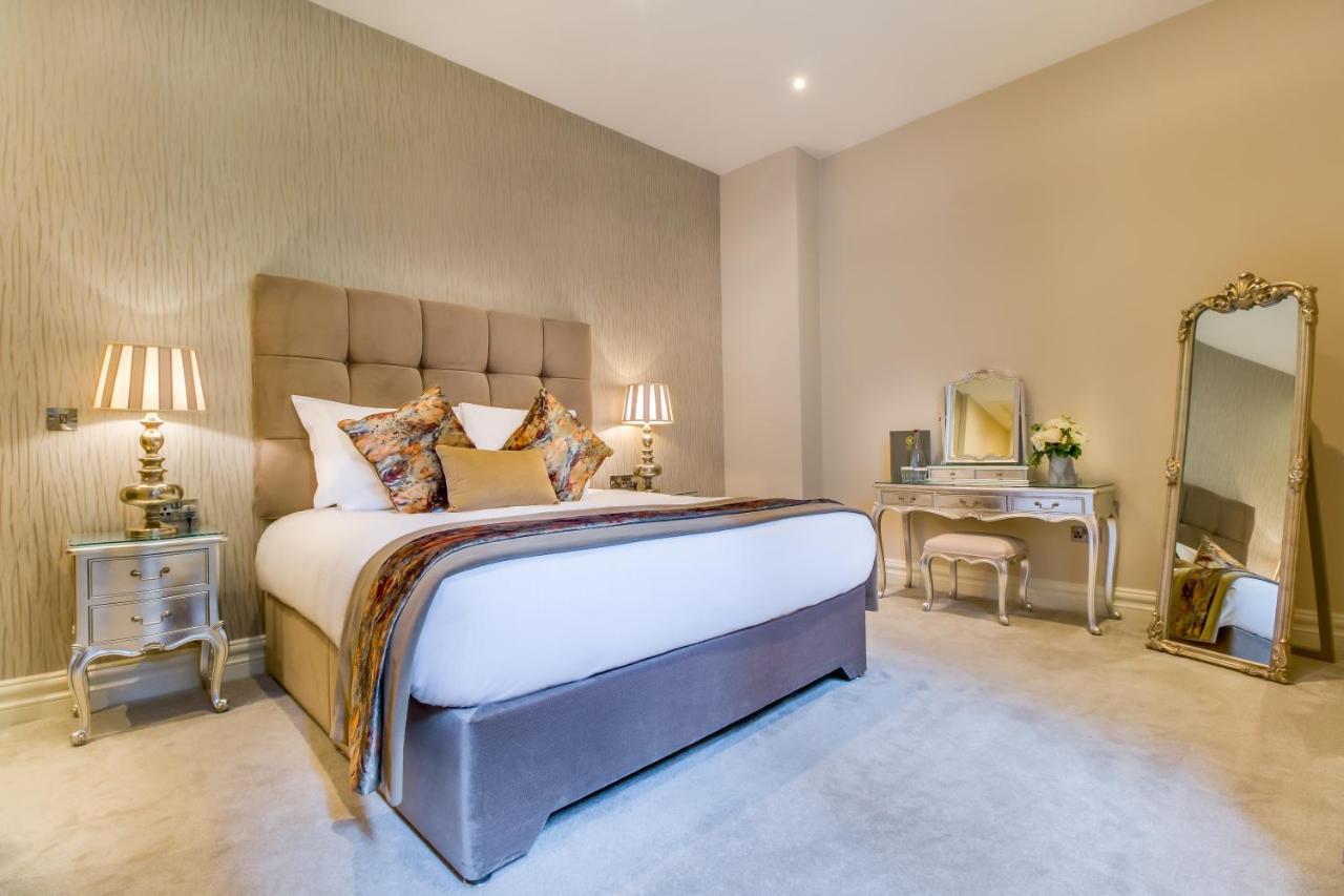 ホテル Kingston'S Townhouse キローグリン 部屋 写真